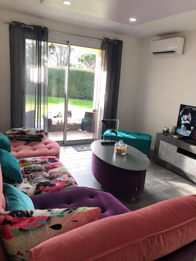 Agay Le Pti Bonheur 60M2 Rez De Jardin, En Bord De Mer Сен-Рафаель Екстер'єр фото