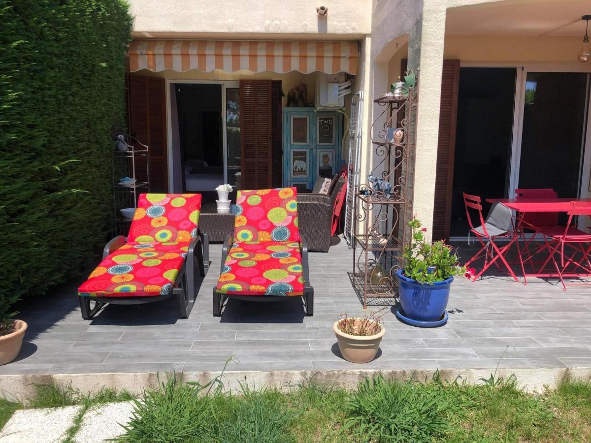 Agay Le Pti Bonheur 60M2 Rez De Jardin, En Bord De Mer Сен-Рафаель Екстер'єр фото